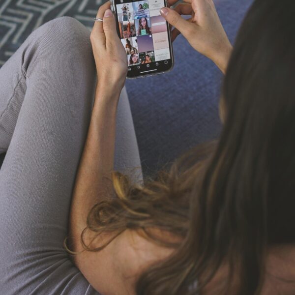 Breaking Up with My Phone: Creating Boundaries as a Christian Mom